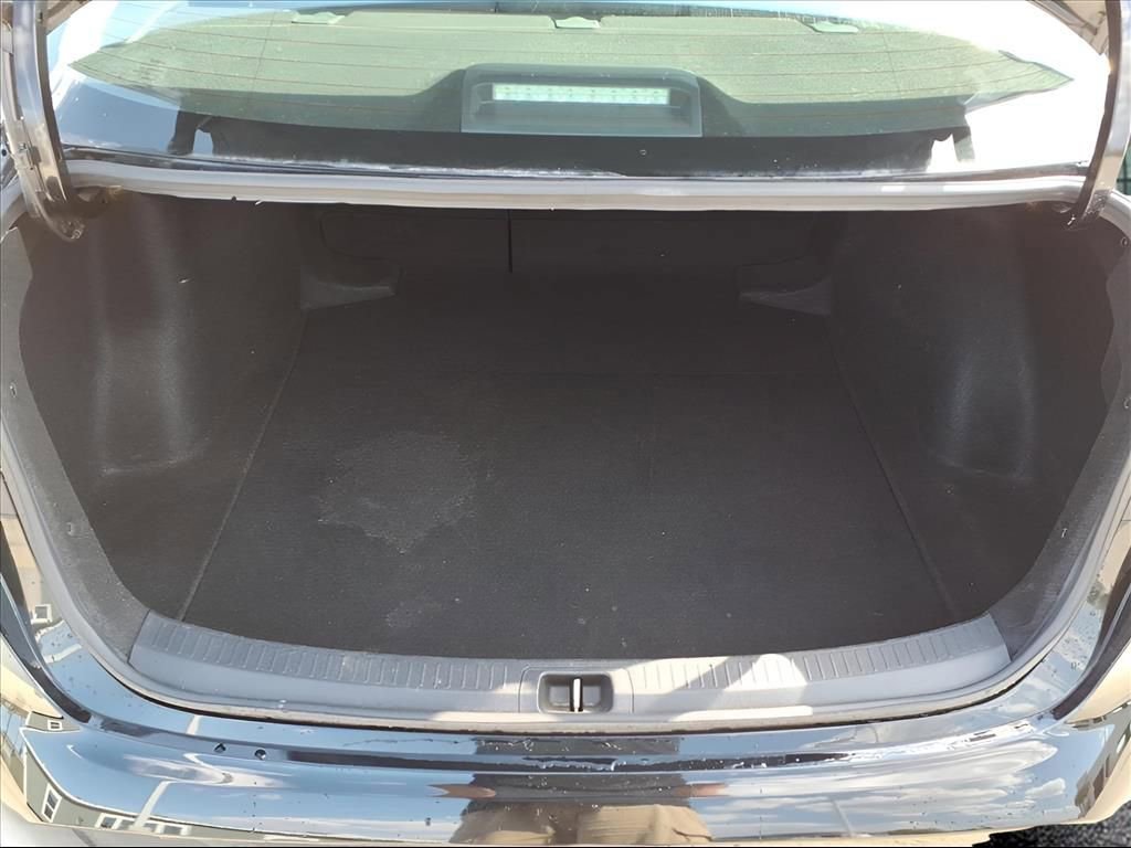 Used 2023 Toyota Corolla LE image 12