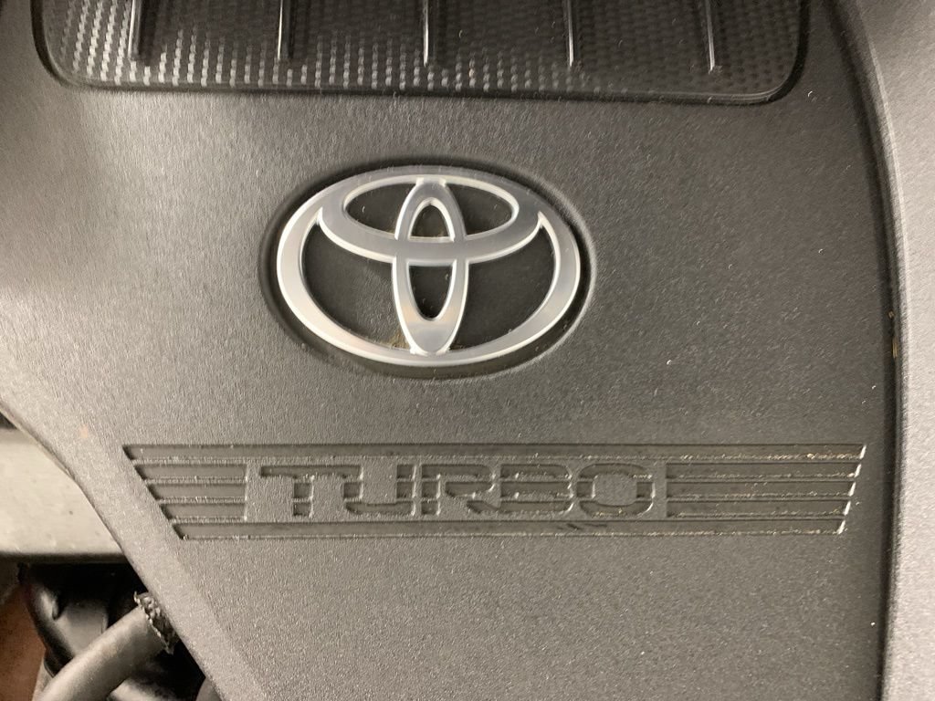 Used 2023 Toyota Highlander XLE AWD/4WD image 47