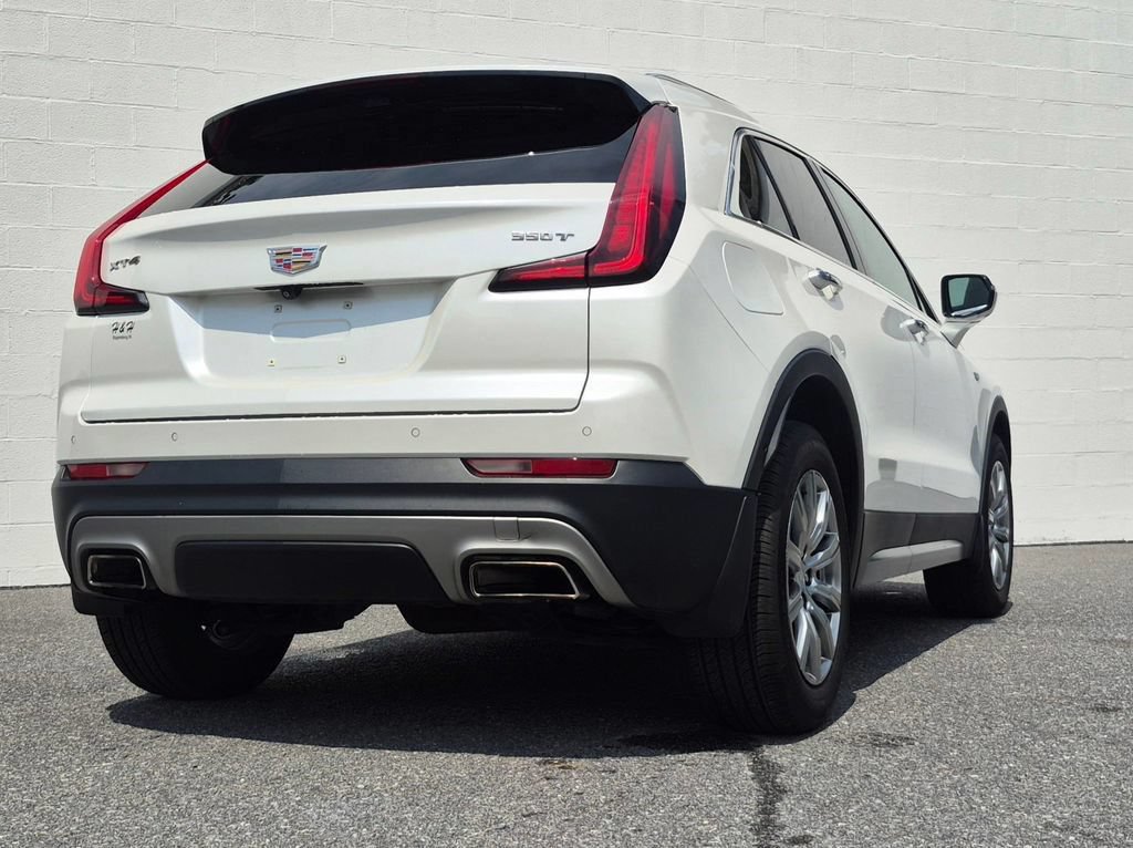 Used 2022 Cadillac XT4 Premium Luxury w/ Technology Package AWD/4WD image 27