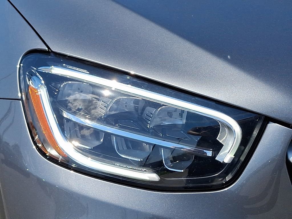 Used 2022 Mercedes-Benz GLC 300 4MATIC image 12