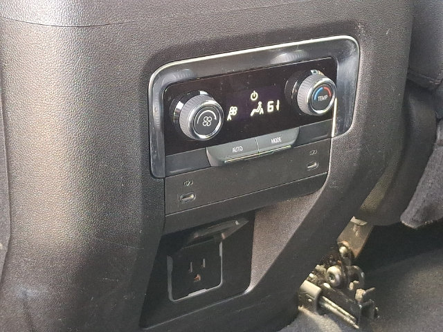 Used 2025 Chevrolet Tahoe Z71 AWD/4WD image 18