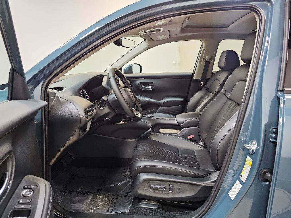 New 2026 Honda HR-V EX-L image 13