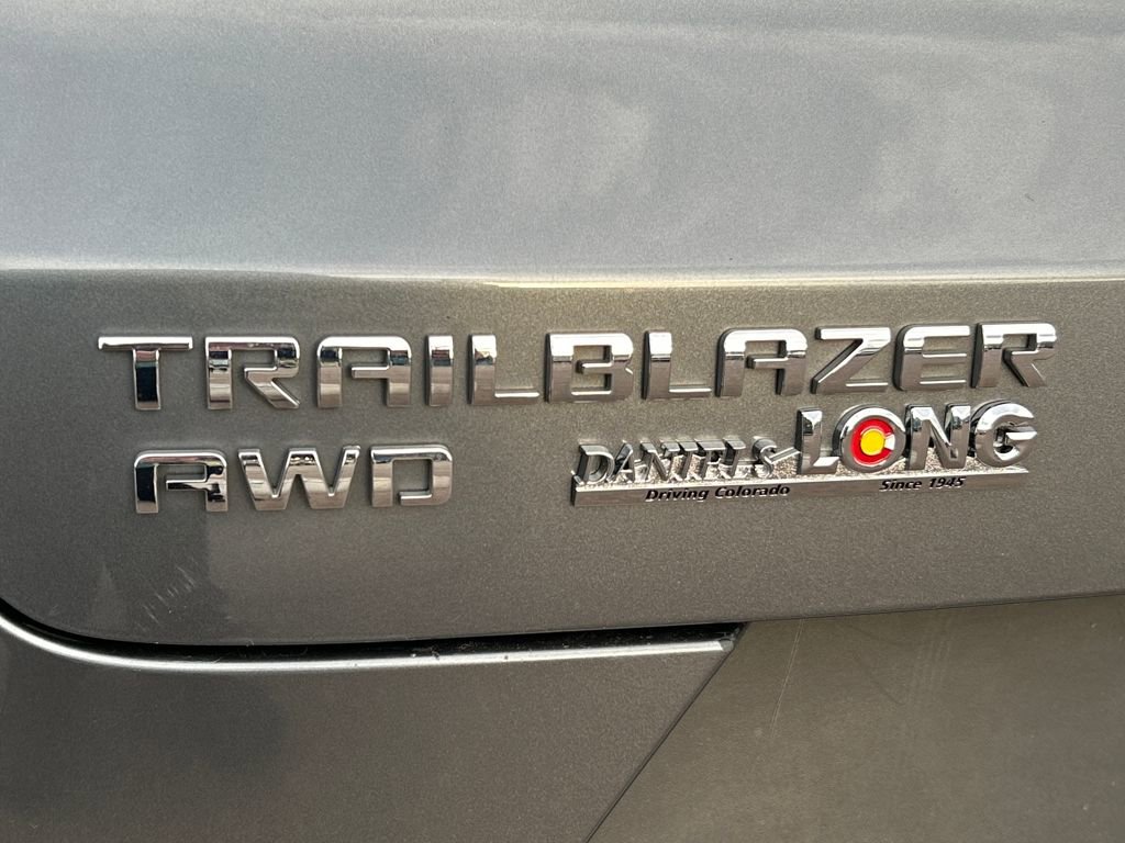 Used 2021 Chevrolet TrailBlazer LT image 28