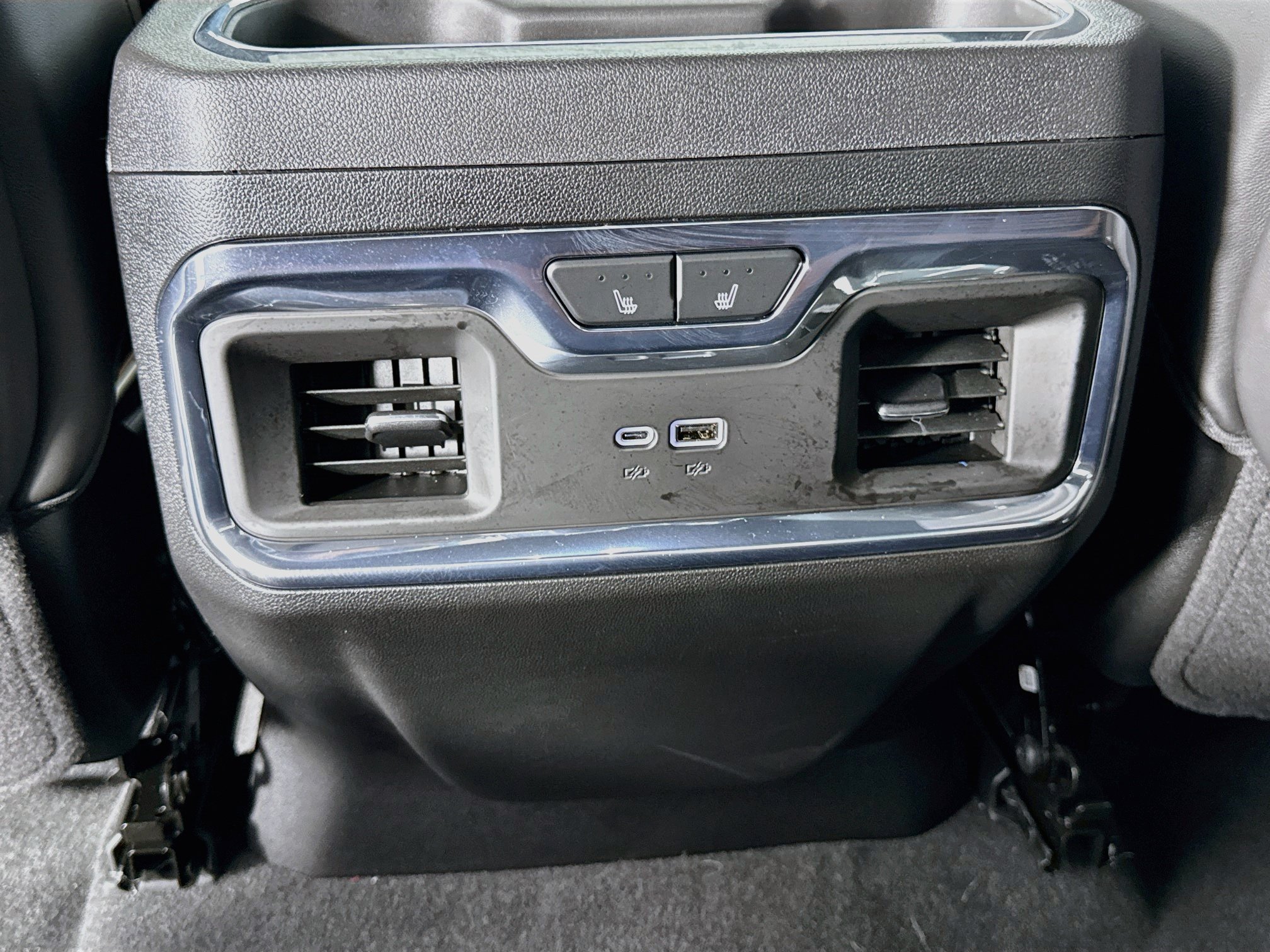 Used 2025 GMC Sierra 3500 Denali Ultimate AWD/4WD image 28