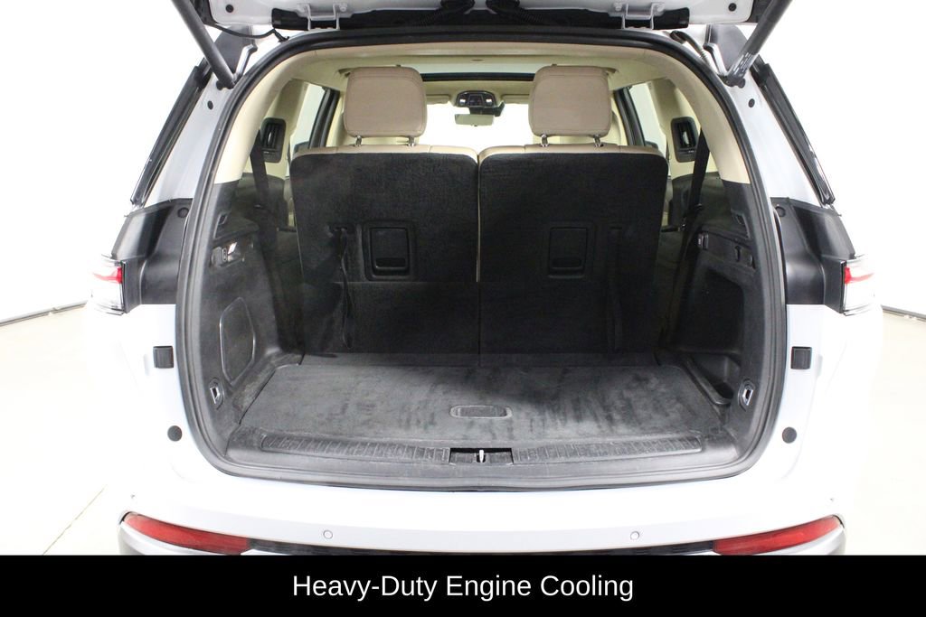 Used 2021 Jeep Grand Cherokee L Limited w/ Luxury Tech Group II image 17