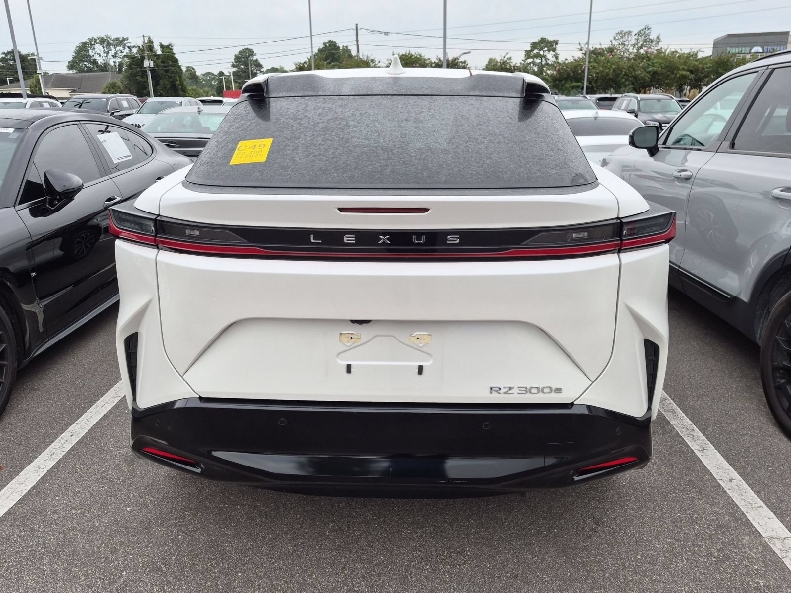 Used 2025 Lexus RZ 300e w/ Cold Area Package FWD image 3