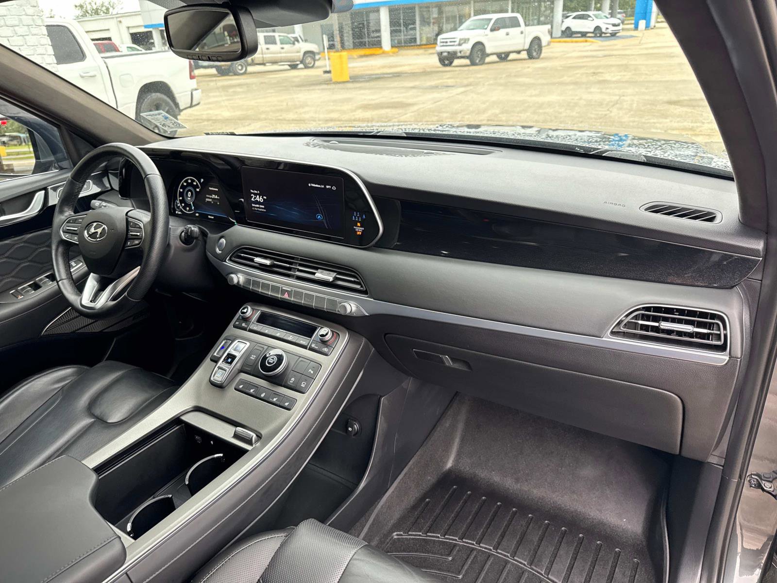 Used 2022 Hyundai Palisade Calligraphy image 12