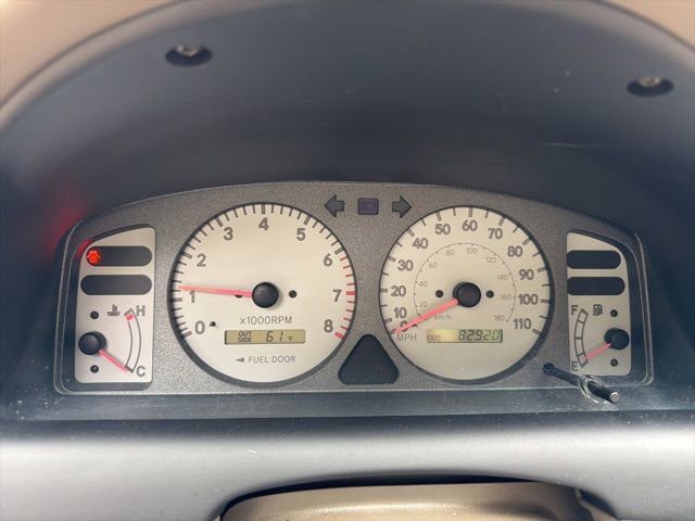 Used 2000 Toyota Corolla CE FWD image 14