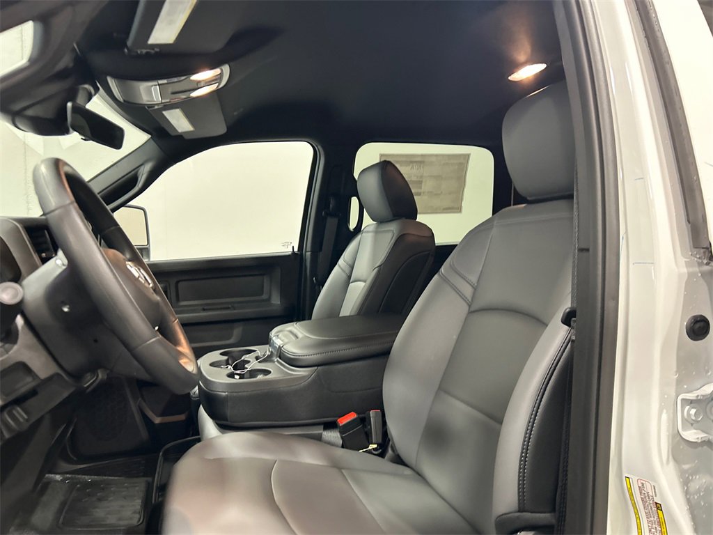 New 2026 RAM 3500 Tradesman image 15