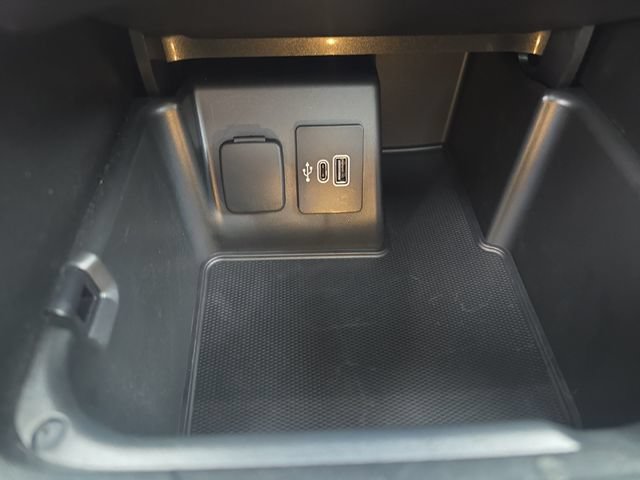 Certified 2025 Ford Explorer ST AWD/4WD image 24