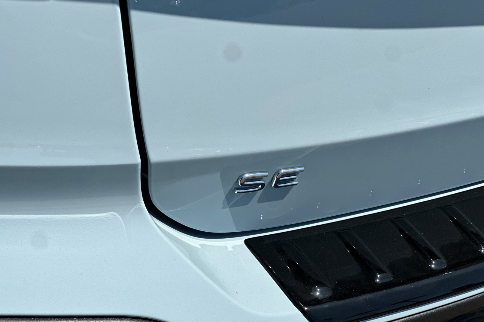 New 2026 Volkswagen Taos SE FWD image 7
