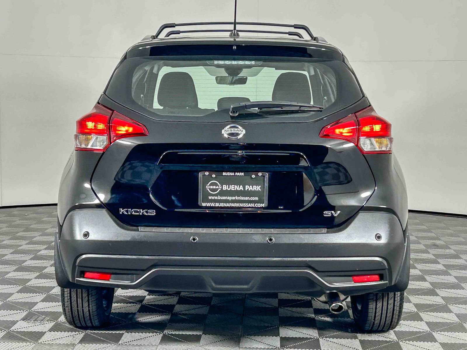 Certified 2020 Nissan Kicks SV w/ Exterior Package FWD image 7