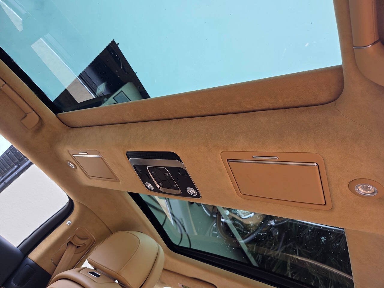 Used 2021 Bentley Flying Spur V8 AWD/4WD image 14