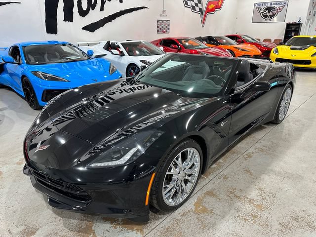 Used 2018 Chevrolet Corvette Stingray Convertible w/ Carbon Flash Badge Package RWD image 9