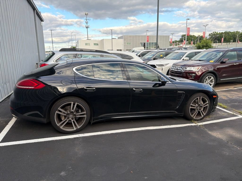 Used 2014 Porsche Panamera 4S AWD/4WD image 3