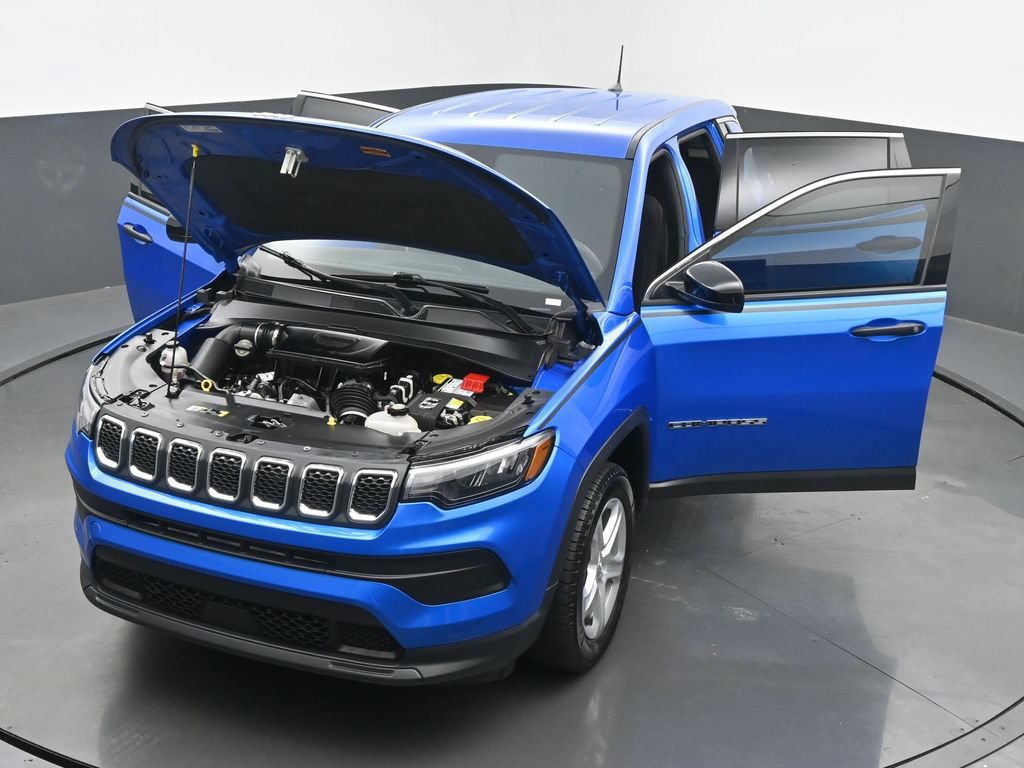 Used 2023 Jeep Compass Sport w/ Mopar Graphics Package AWD/4WD image 61