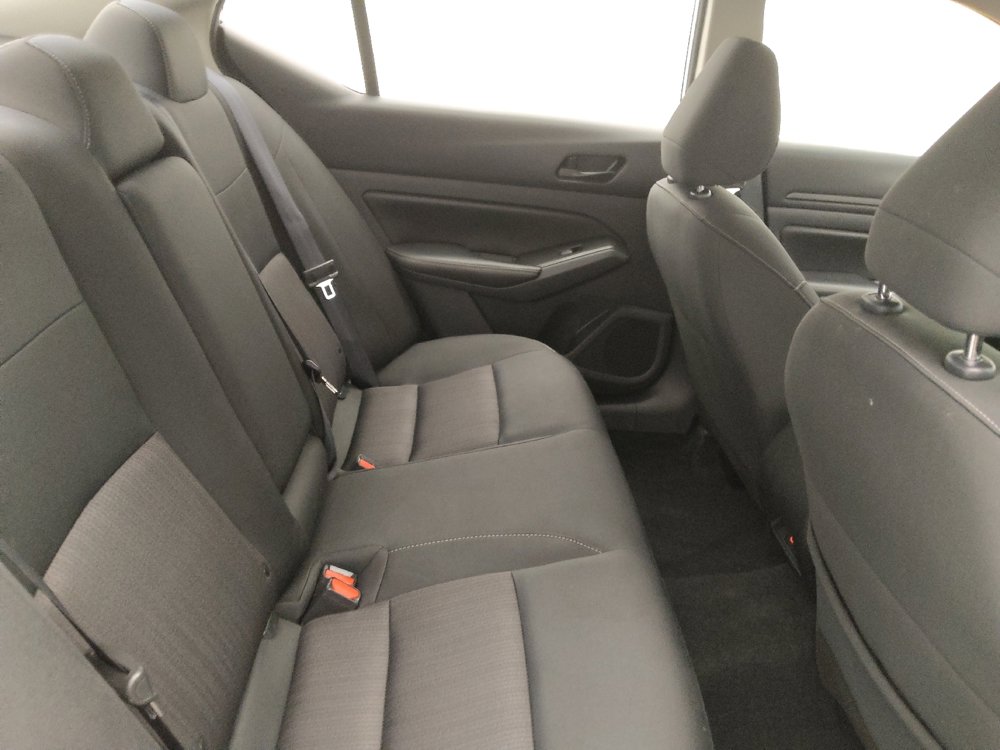 Used 2024 Nissan Altima 2.5 SV image 19