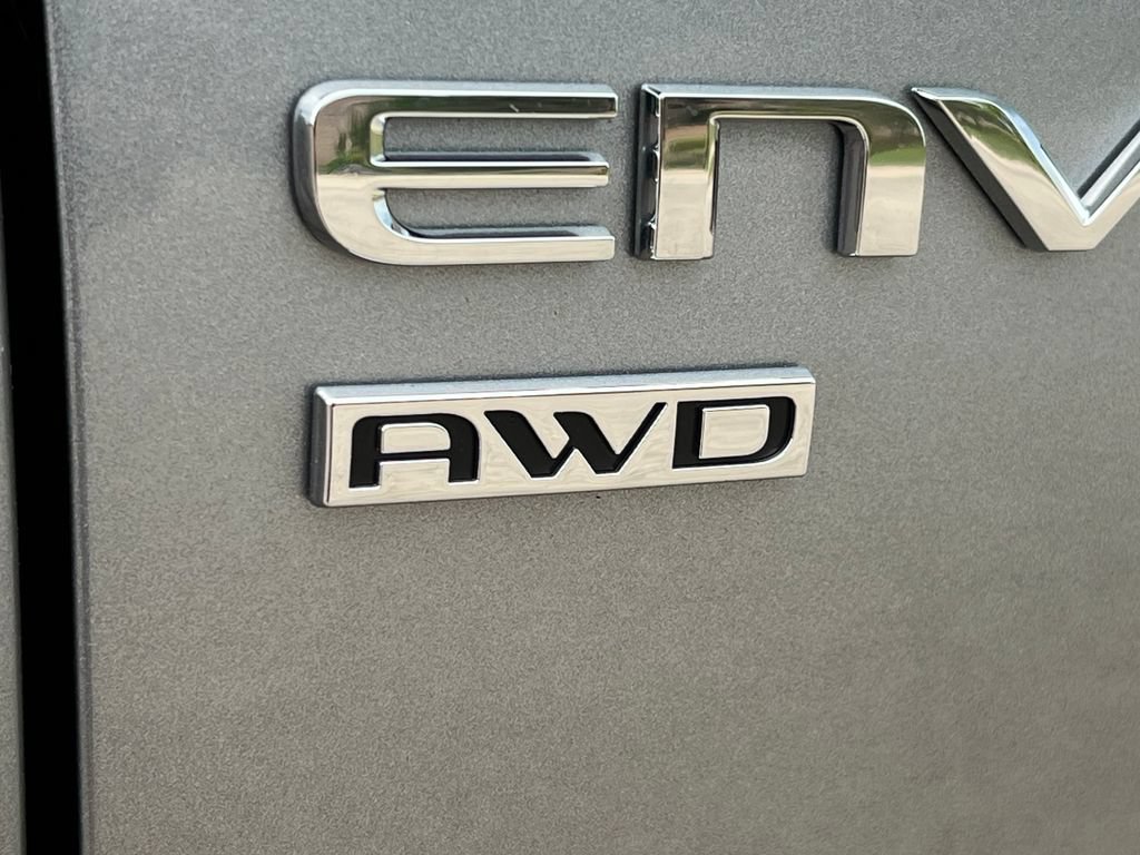 Used 2024 Buick Envision Avenir AWD/4WD image 2