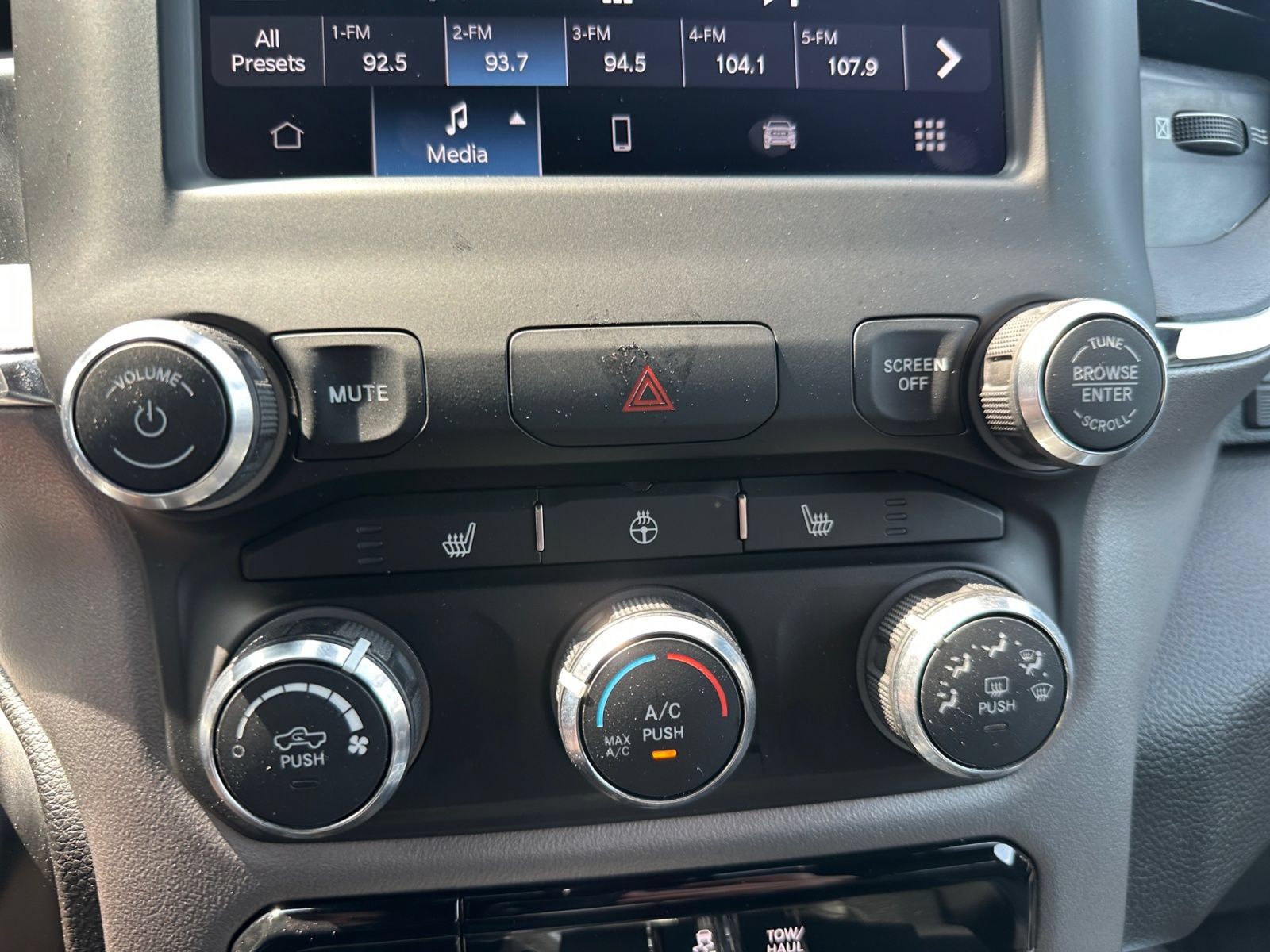 Used 2024 RAM 1500 Big Horn AWD/4WD image 26
