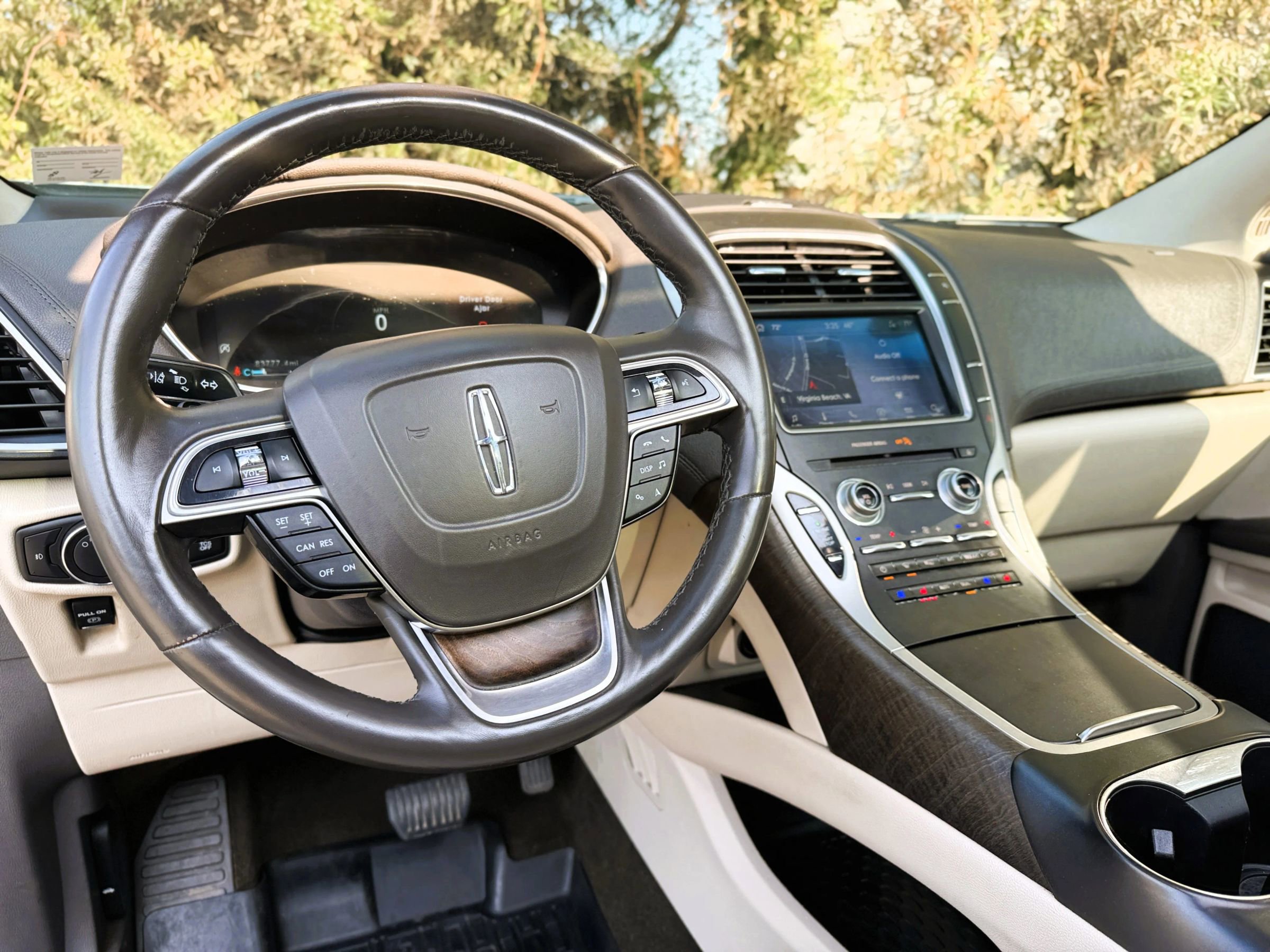 Used 2019 Lincoln Nautilus Reserve image 34