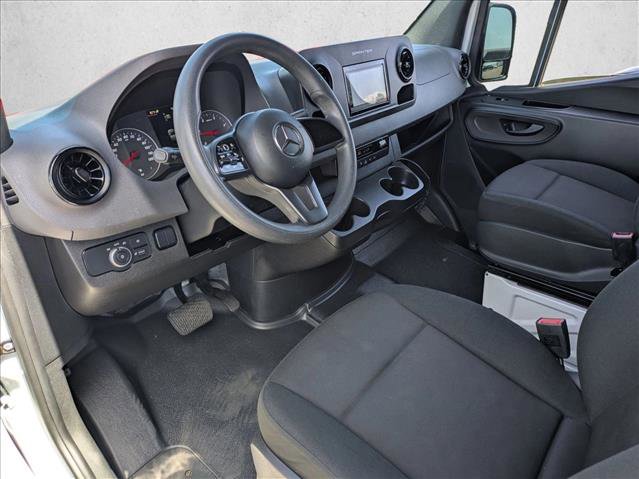 Used 2024 Mercedes-Benz Sprinter 2500 image 16