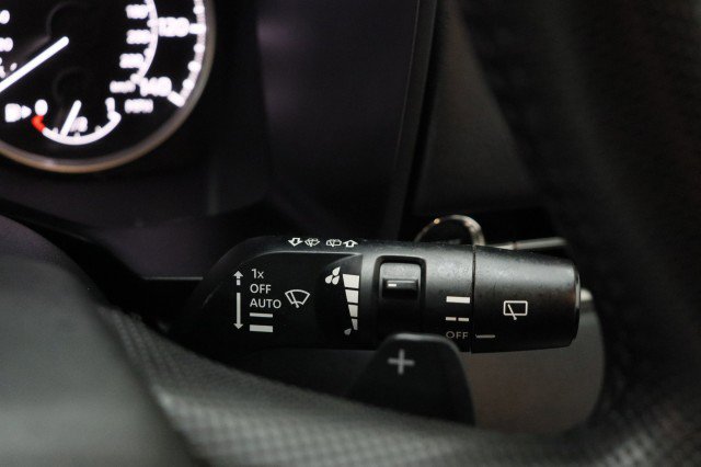 Used 2025 Mitsubishi Outlander SE FWD image 13