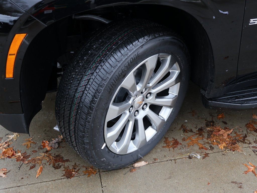 New 2025 Chevrolet Suburban Premier w/ Sun And Tow Package image 50