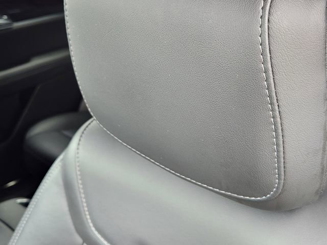 Used 2024 Cadillac XT6 Premium Luxury image 17