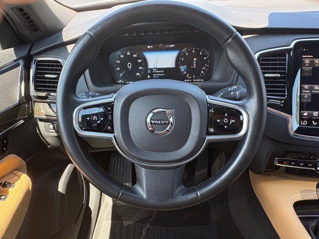 Used 2018 Volvo XC90 T6 Momentum w/ Convenience Package AWD/4WD image 14