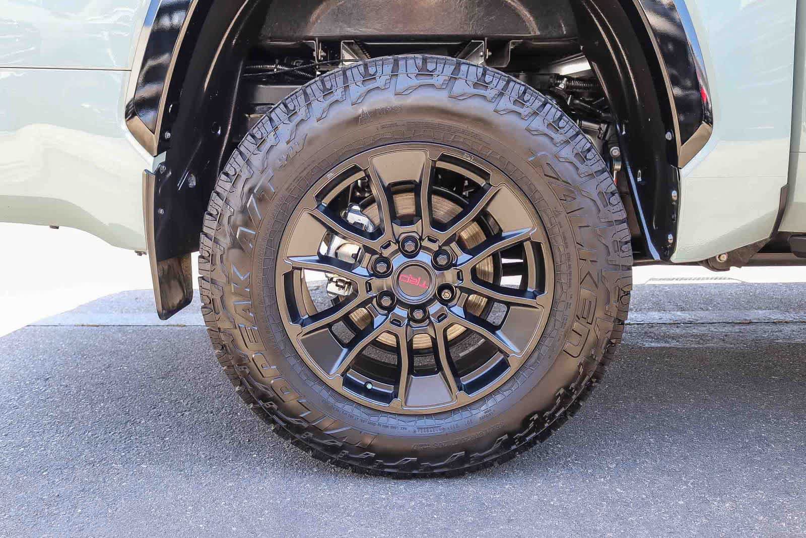 Used 2025 Toyota Tundra Platinum w/ TRD Off-Road Package AWD/4WD image 16