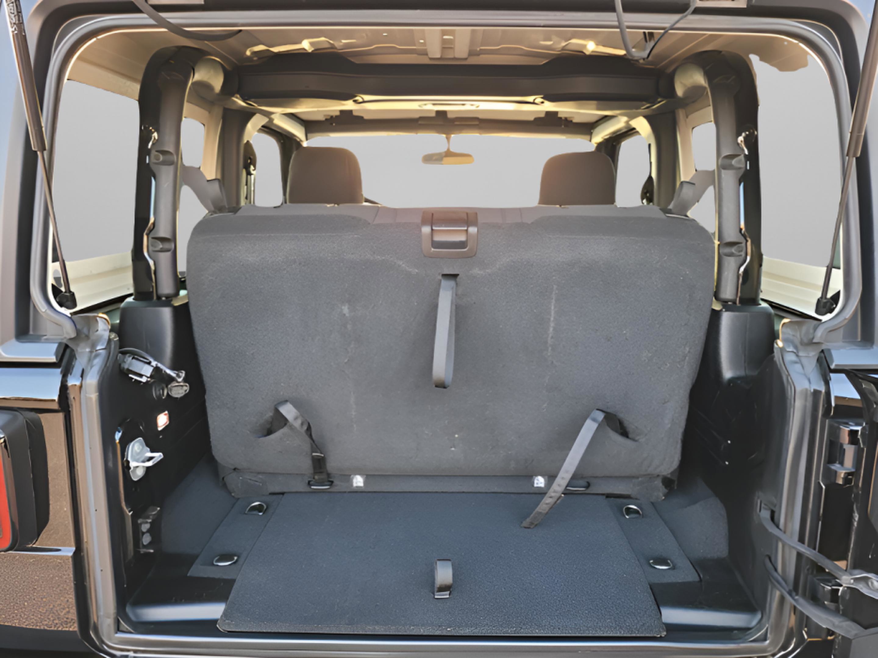 Used 2021 Jeep Wrangler Sport image 25