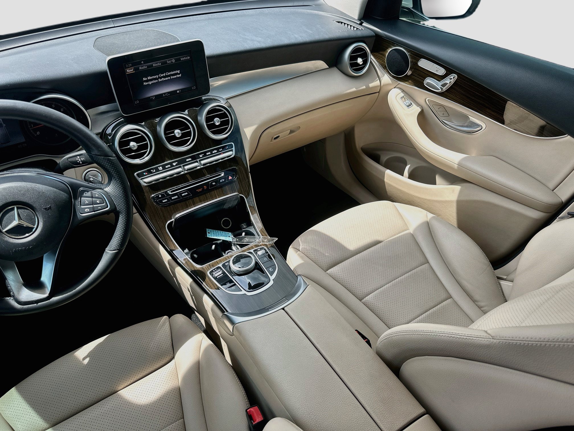Used 2019 Mercedes-Benz GLC 300 image 22