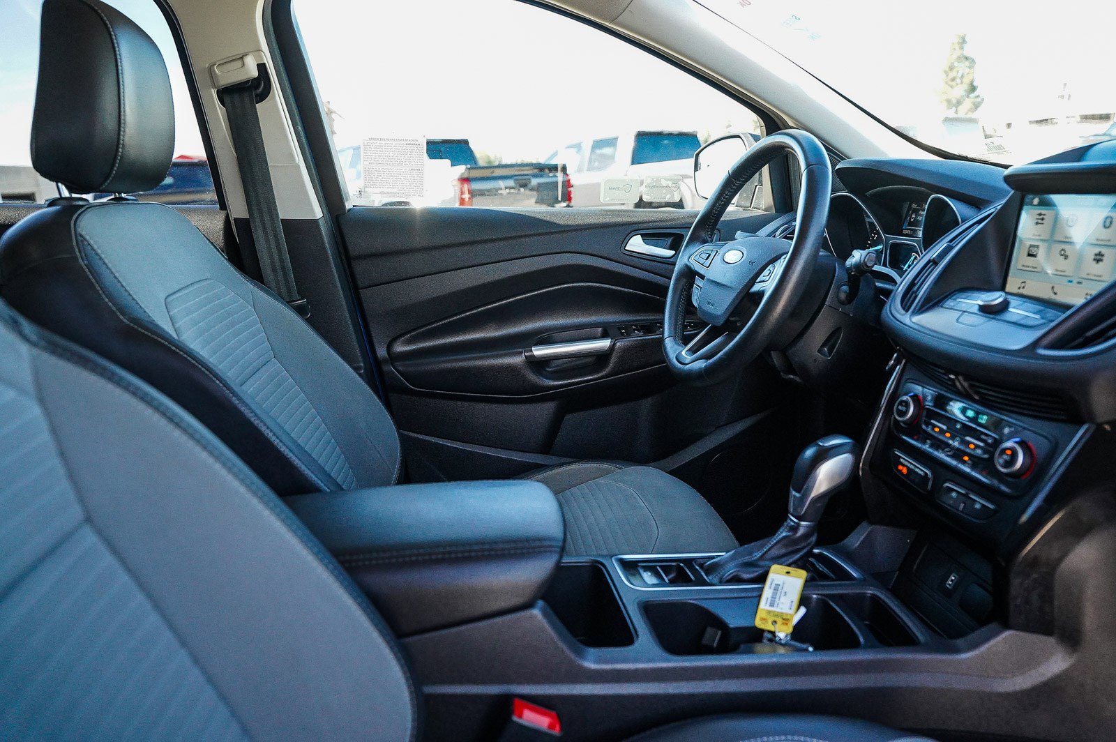 Used 2019 Ford Escape SE image 17