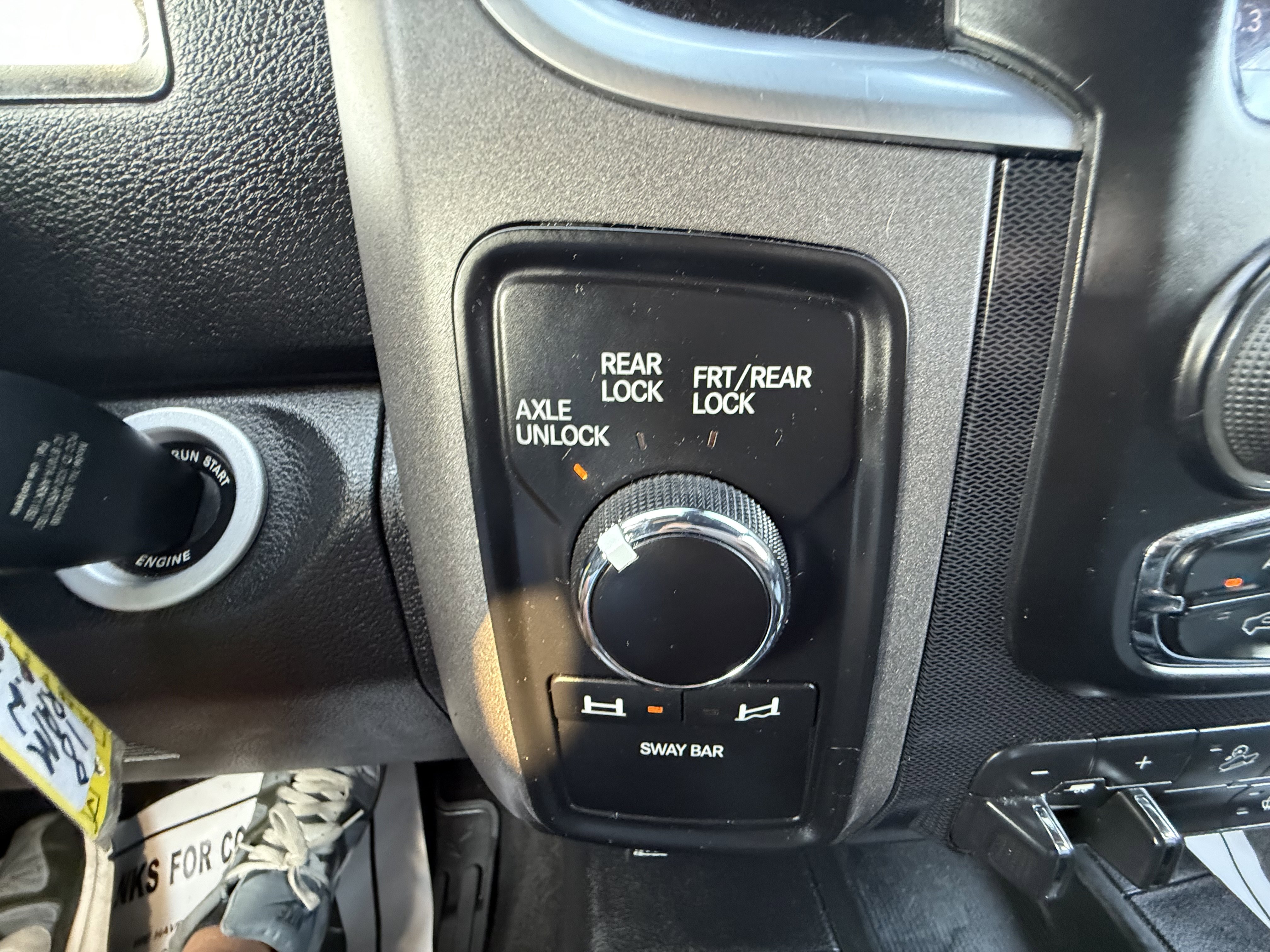 Used 2018 RAM 2500 Power Wagon w/ Luxury Group AWD/4WD image 28