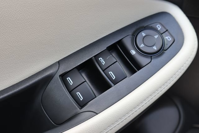 Used 2020 Buick Encore GX Preferred FWD image 13