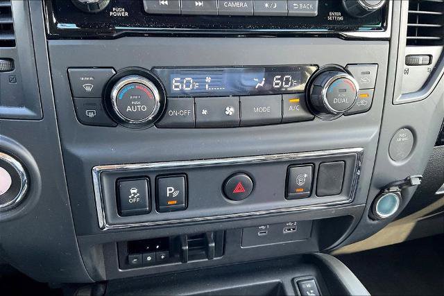 Used 2024 Nissan Titan SV w/ SV Convenience Package image 5