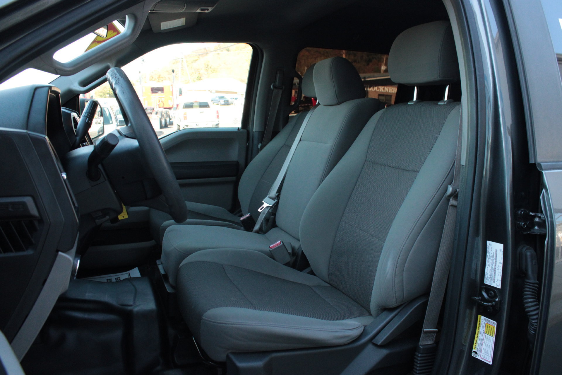 Used 2016 Ford F150 XL w/ Equipment Group 101A Mid AWD/4WD image 17