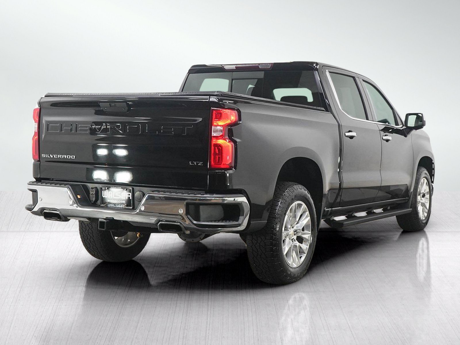 Used 2021 Chevrolet Silverado 1500 LTZ AWD/4WD image 5