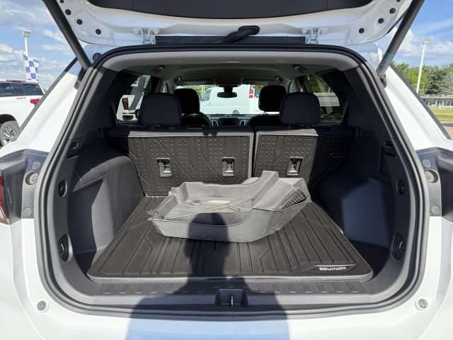 Used 2023 Chevrolet Equinox LT FWD image 8