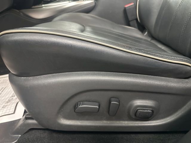 Used 2019 INFINITI QX60 Luxe w/ Essential Package image 13