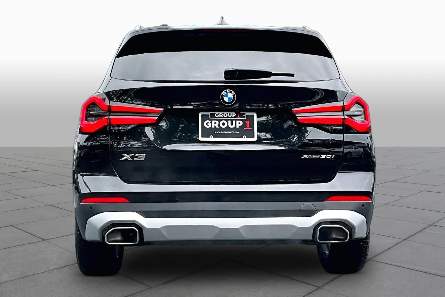 Used 2024 BMW X3 xDrive30i w/ Premium Package w/ZPA AWD/4WD image 5