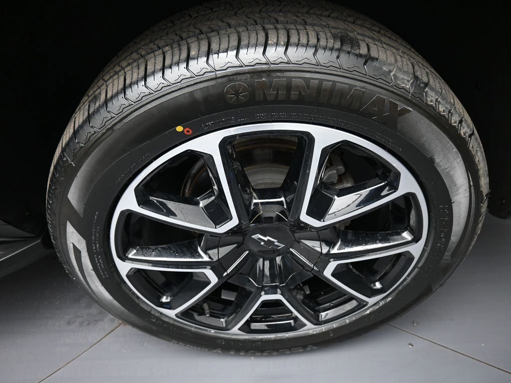 Used 2022 Chevrolet Tahoe RST w/ Luxury Package image 15