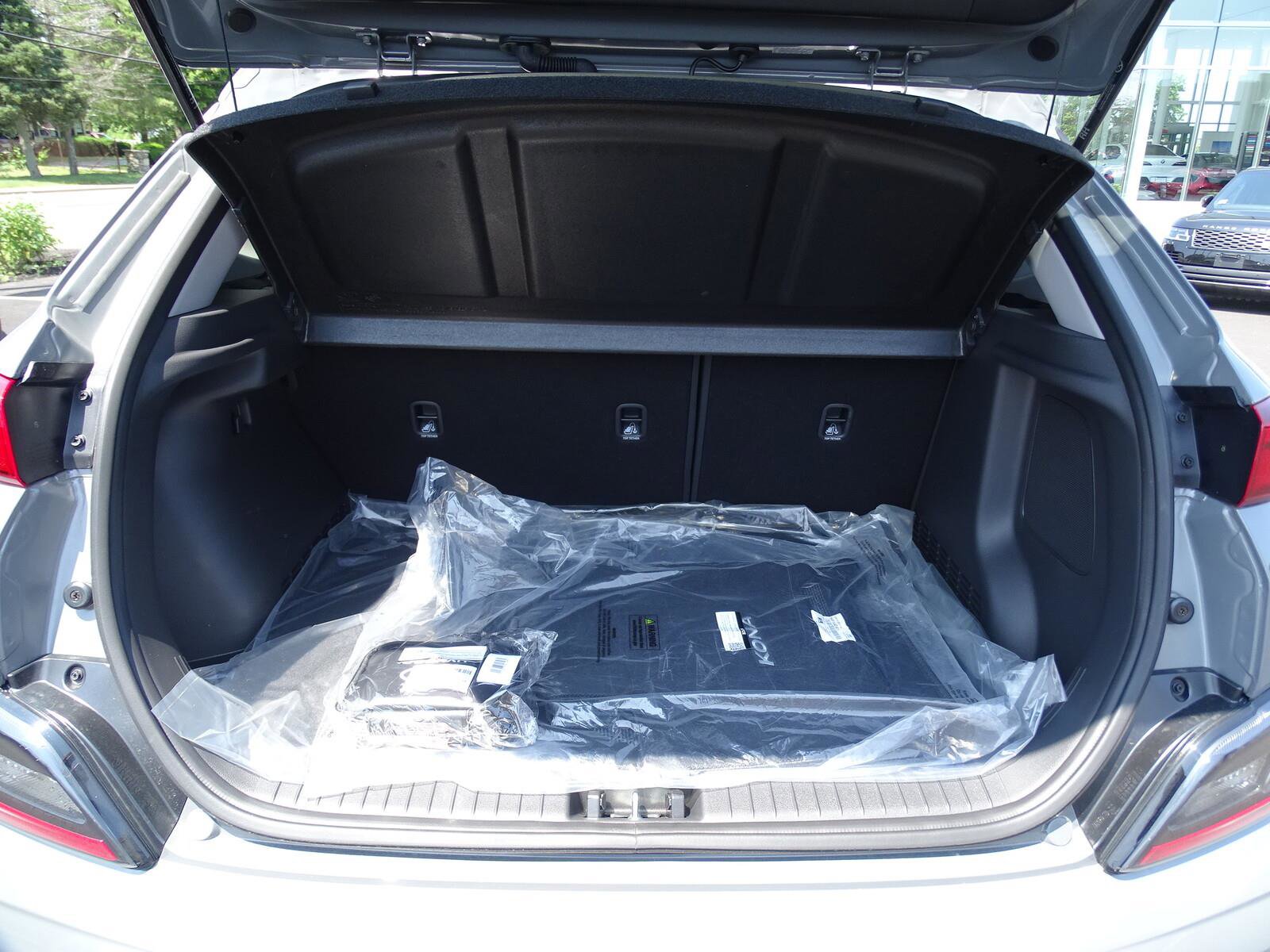 New 2023 Hyundai Kona Limited image 5