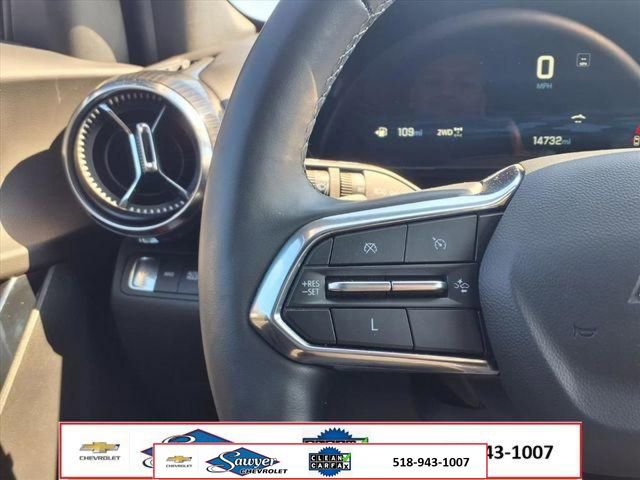 Used 2025 Chevrolet Equinox LT w/ Convenience Package II AWD/4WD image 16