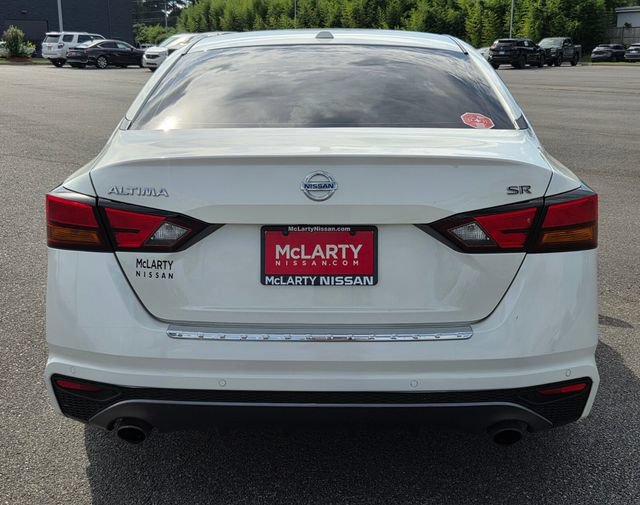 Used 2021 Nissan Altima 2.5 SR w/ SR Premium Package FWD image 6