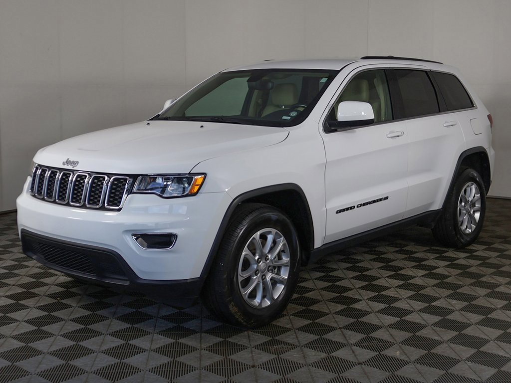 Used 2022 Jeep Grand Cherokee Laredo E image 6