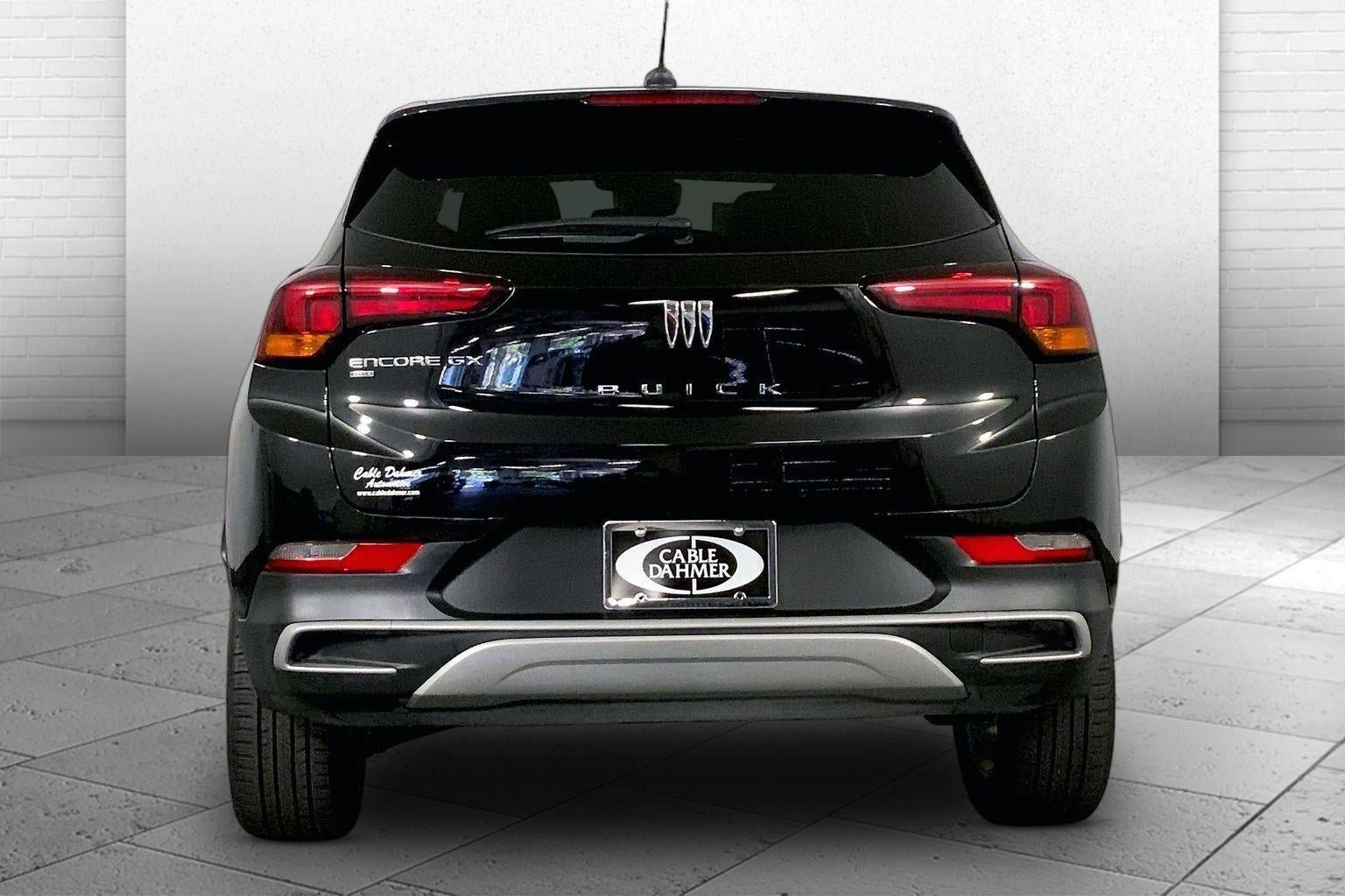 Used 2025 Buick Encore GX Preferred AWD/4WD image 3