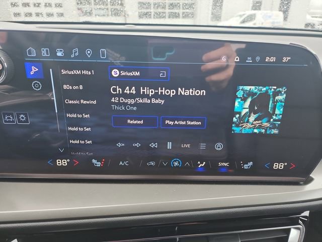 New 2026 Chevrolet Traverse LT w/ Driver Confidence Package image 23