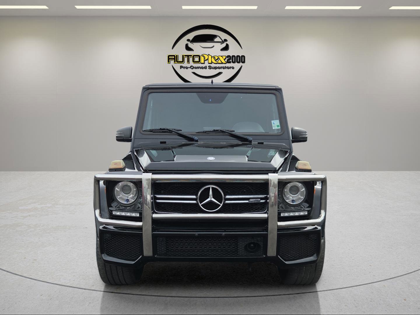 Used 2015 Mercedes-Benz G 63 AMG 4MATIC image 2