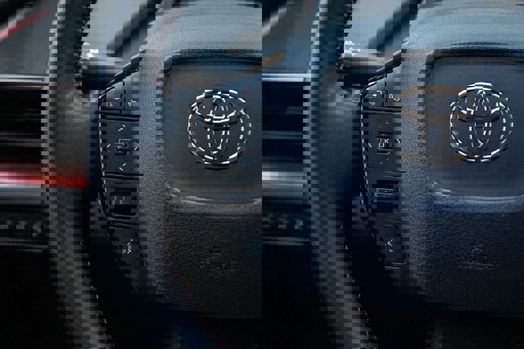 Certified 2024 Toyota Prius Prime SE image 25